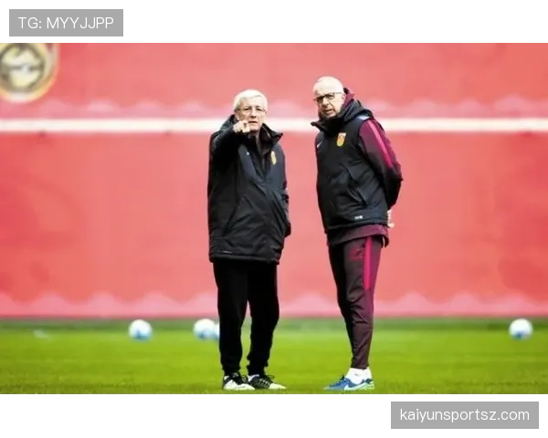 杜埃与谢尔基：技术风格分野如何塑造新生代中场核心的上限差异