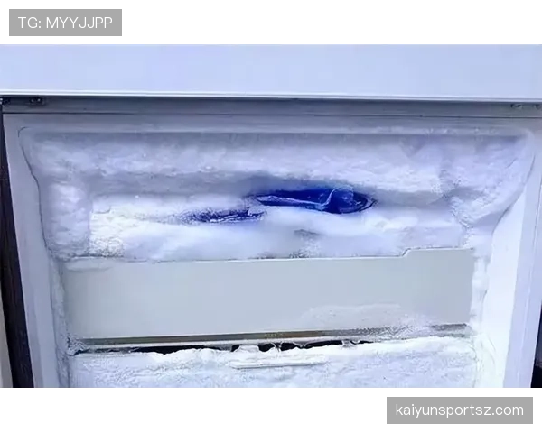 特雷·杨家的冰箱里只放蛋白粉和冰块